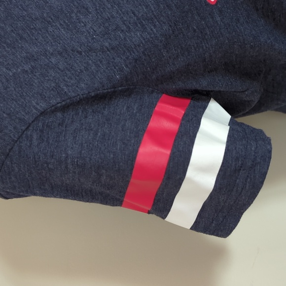 NFL Team Apparet New England Patriots Embellished V Neck Tee Shirt M Blue Red - Picture 8 of 16